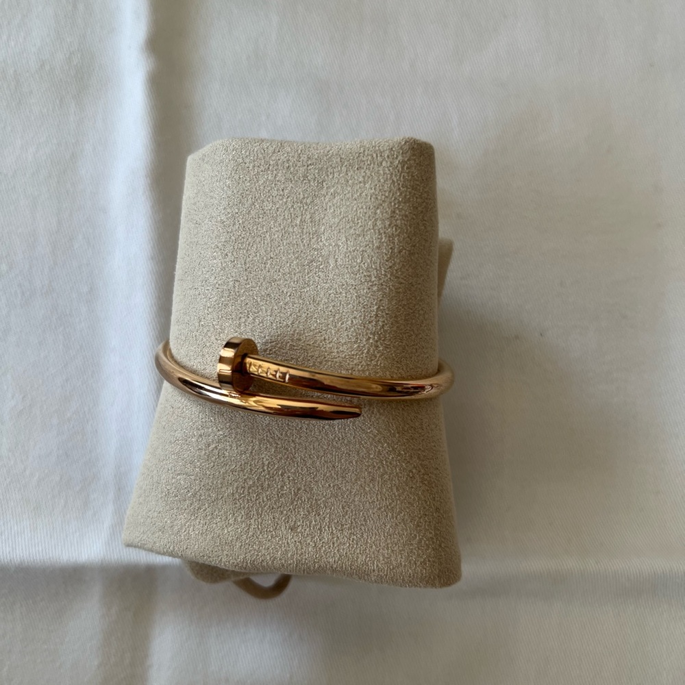 Elegant Rose Gold Nail Bracelet